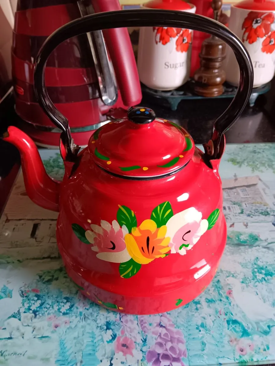 Enamelled handpainted kettle - Image 1