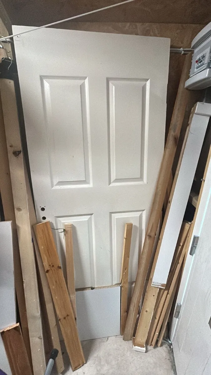 Free door