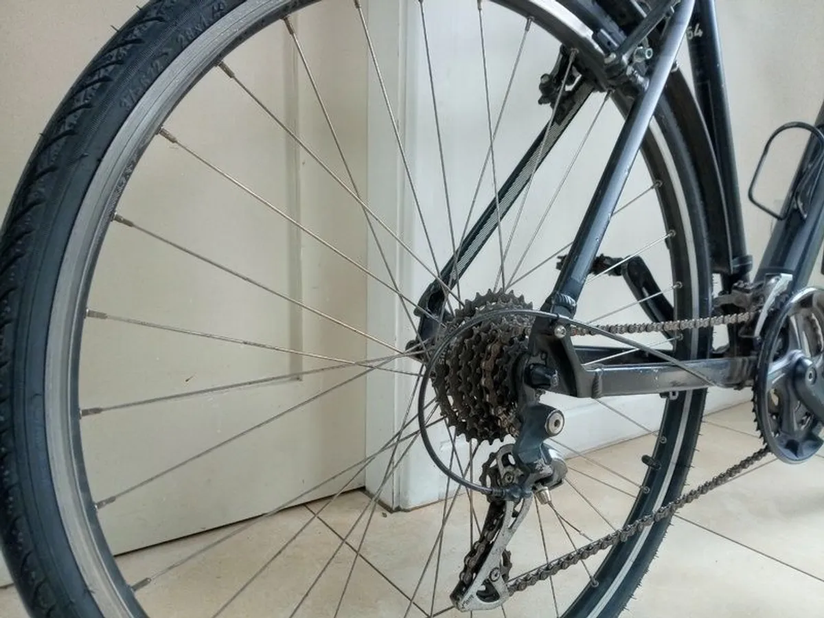 CUBE Curve Hybrid Bike - Image 4