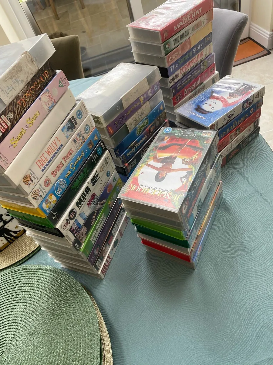 Selection of Videos VHS - 47 - Image 1