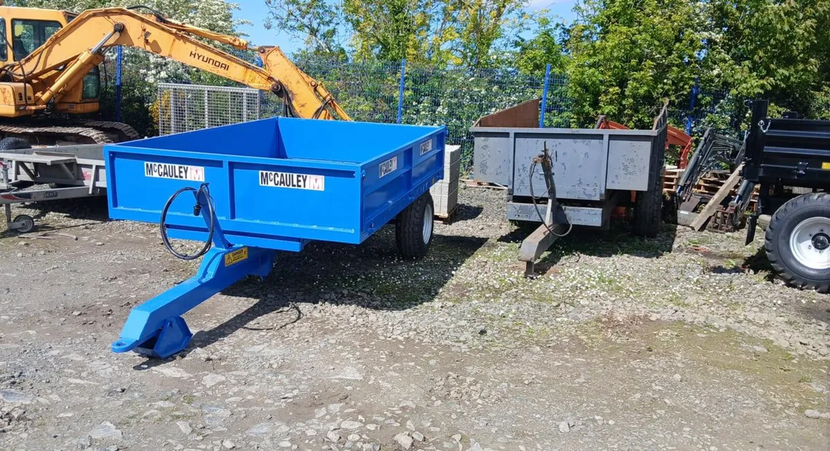 Tipping Trailer and Dump Trailer - Image 1
