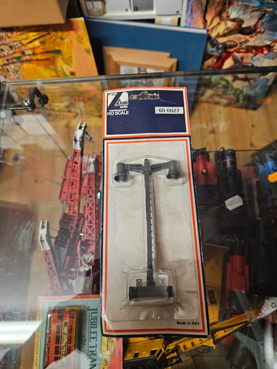 Hornby Lima OO Gauge Street Light - Image 2