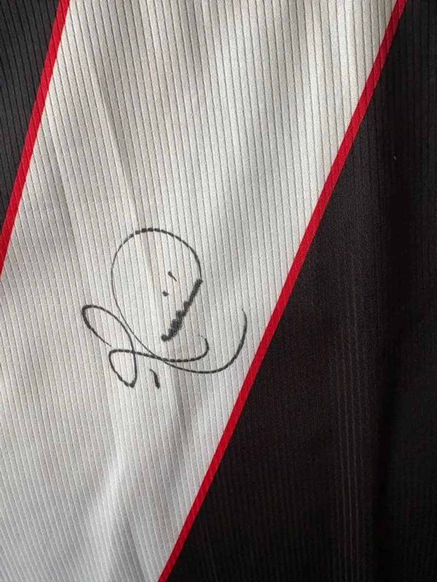 Romario signed Vasco de Gama jersey - Image 2