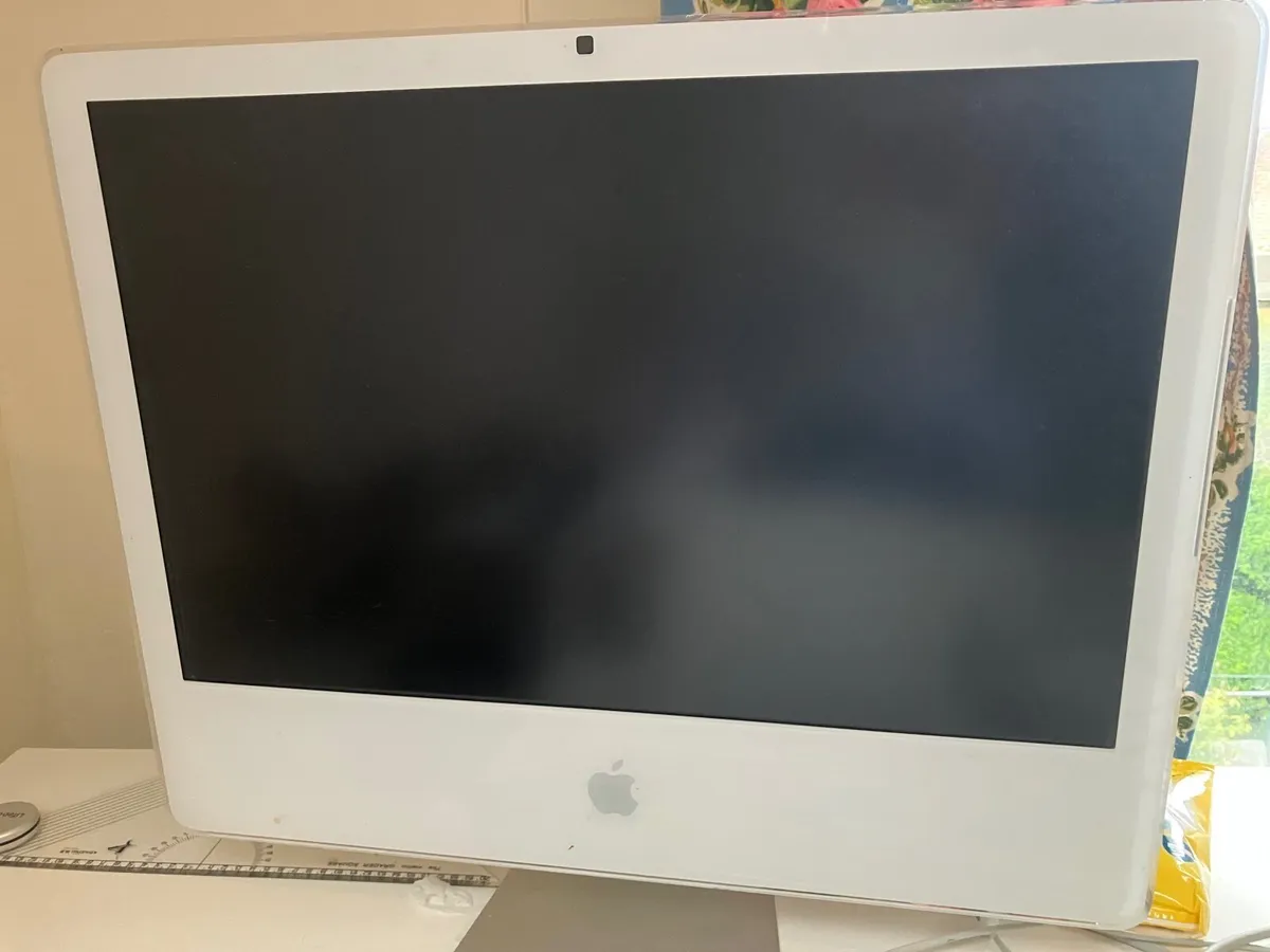 Old I Mac - Image 1