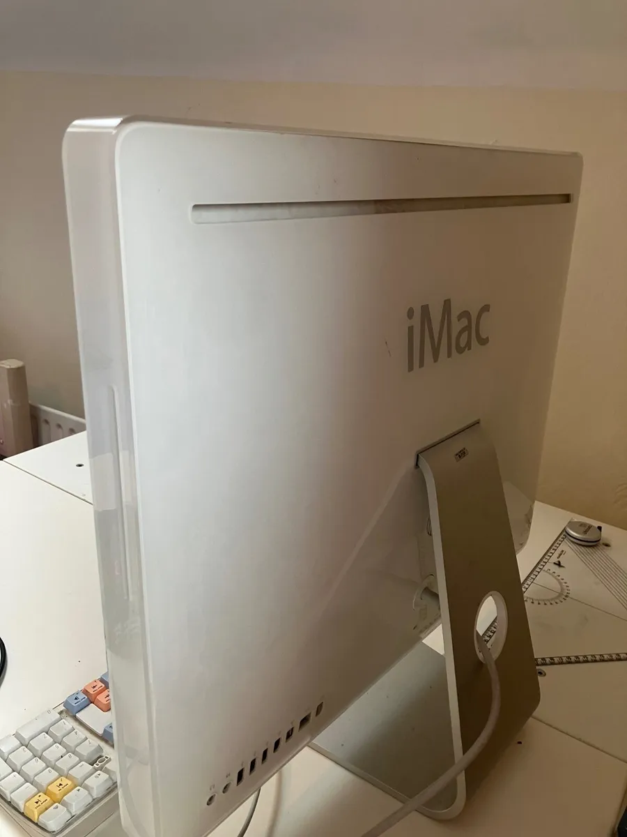Old I Mac - Image 3