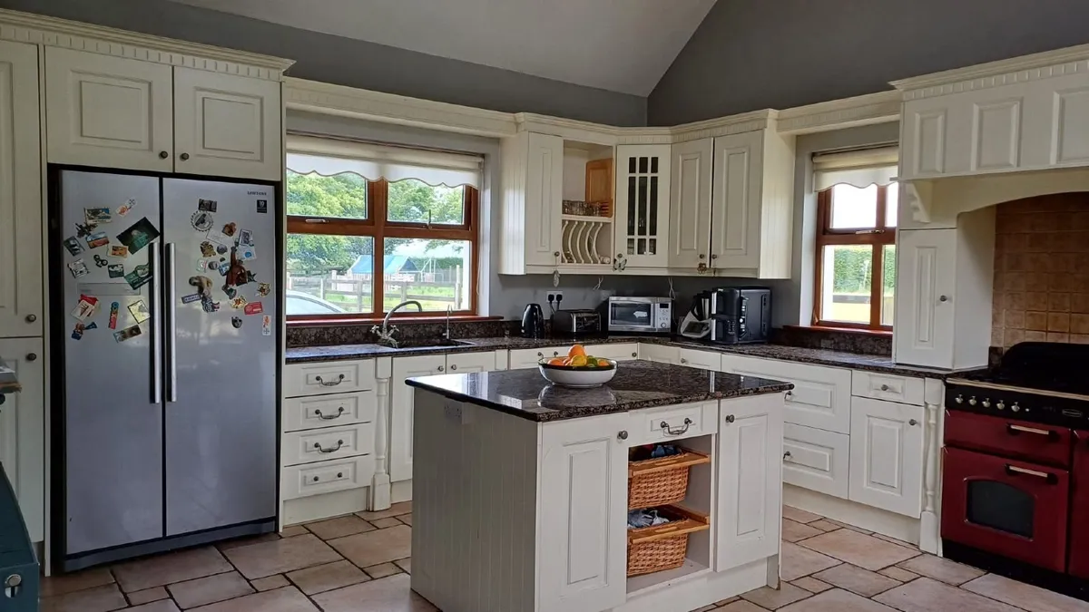 Kitchen - Image 4