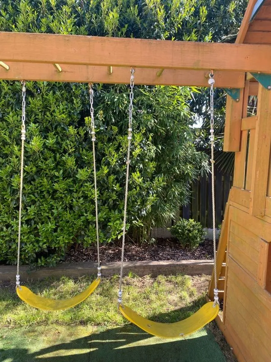garden wooden playhouse - Image 3