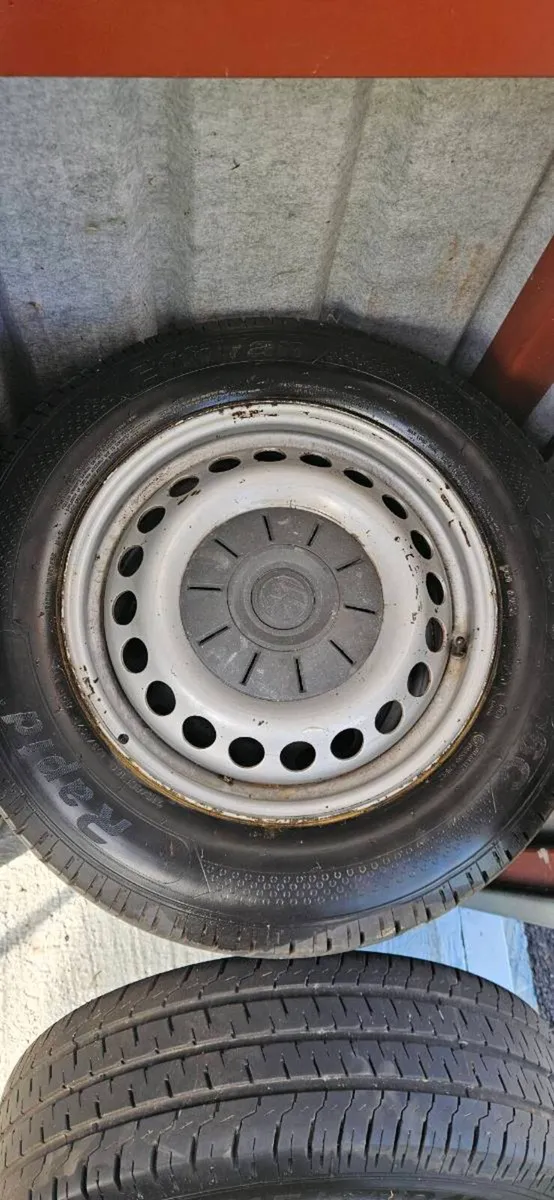 Transporter T6 wheels and tyres - Image 1