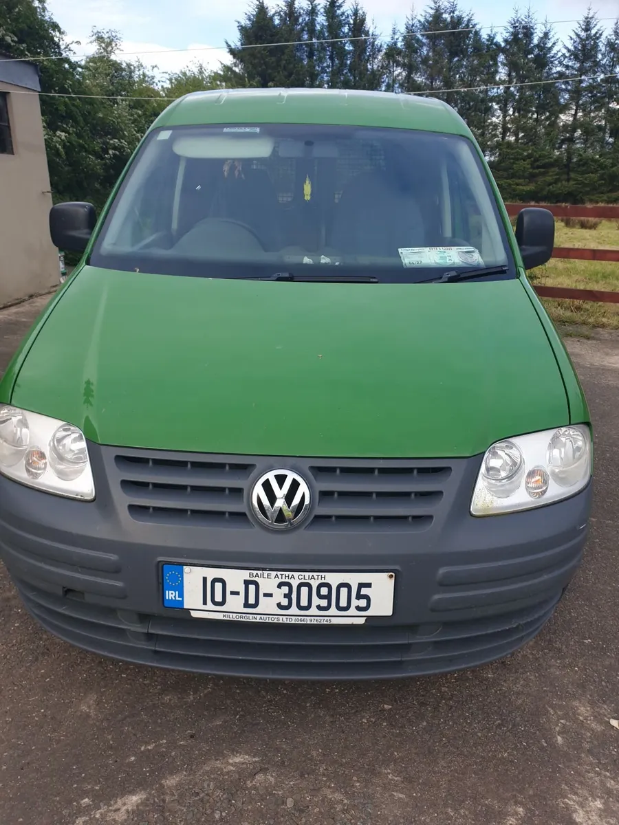 Volkswagen Caddy 2010 - Image 2