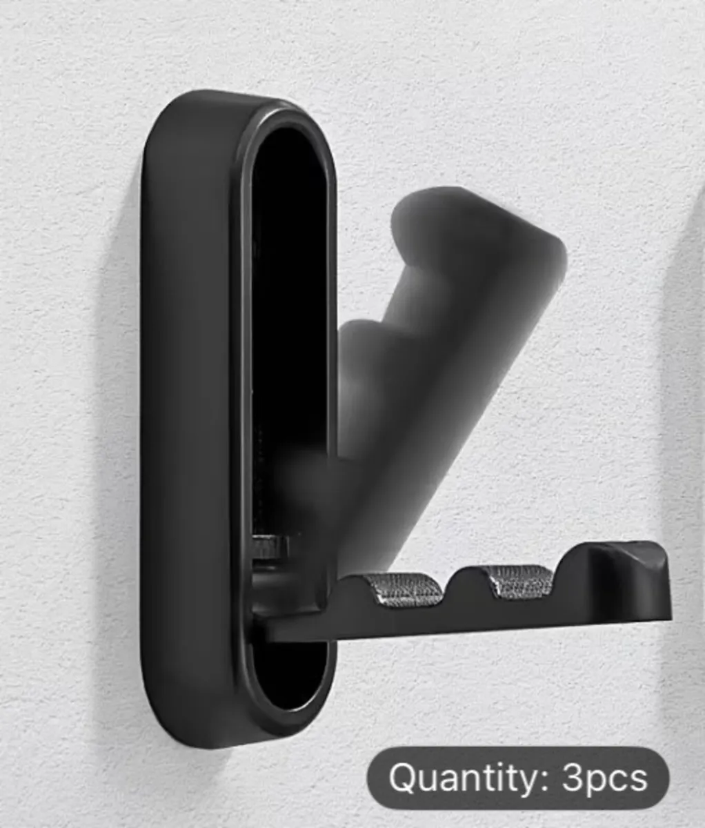Foldable cloths hooks - Image 1