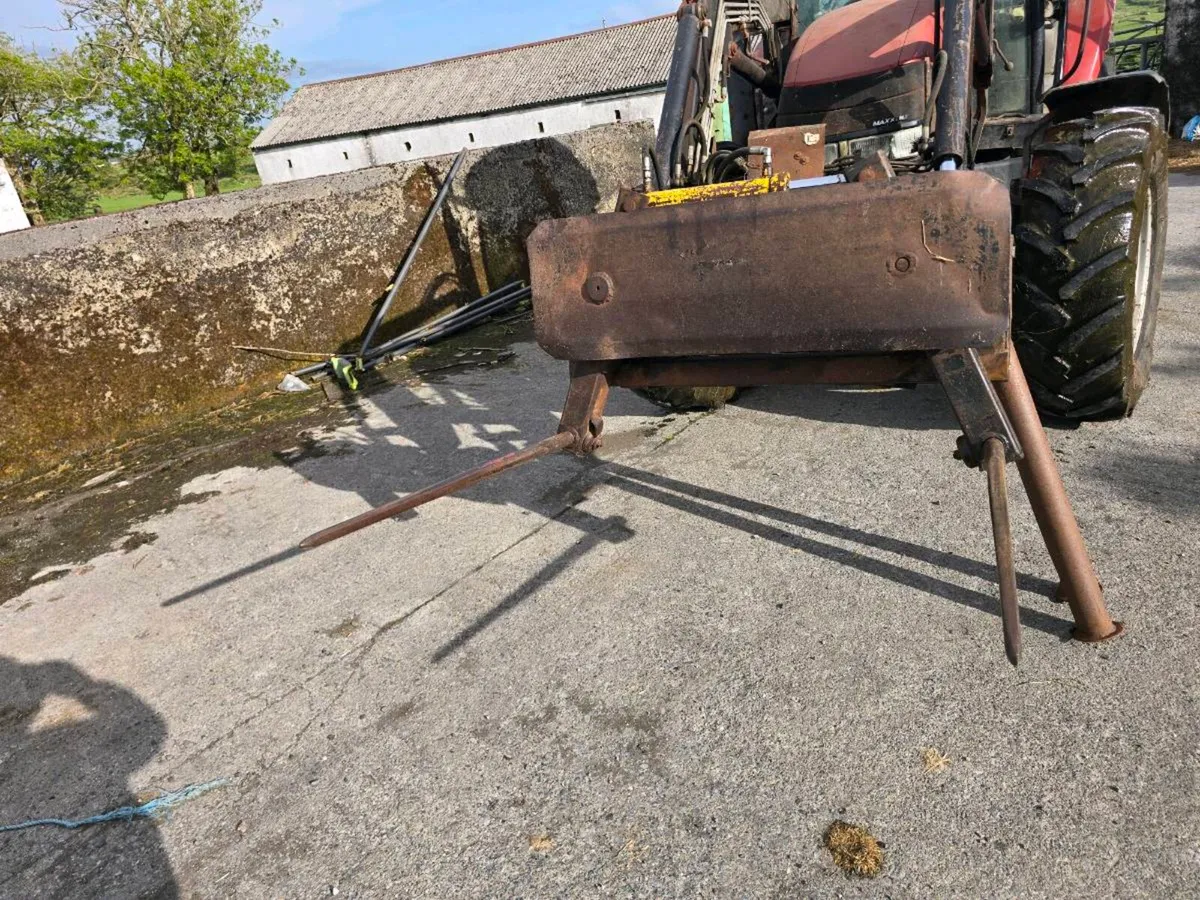 Rossmore Hydraulic Bale Handler - Image 4