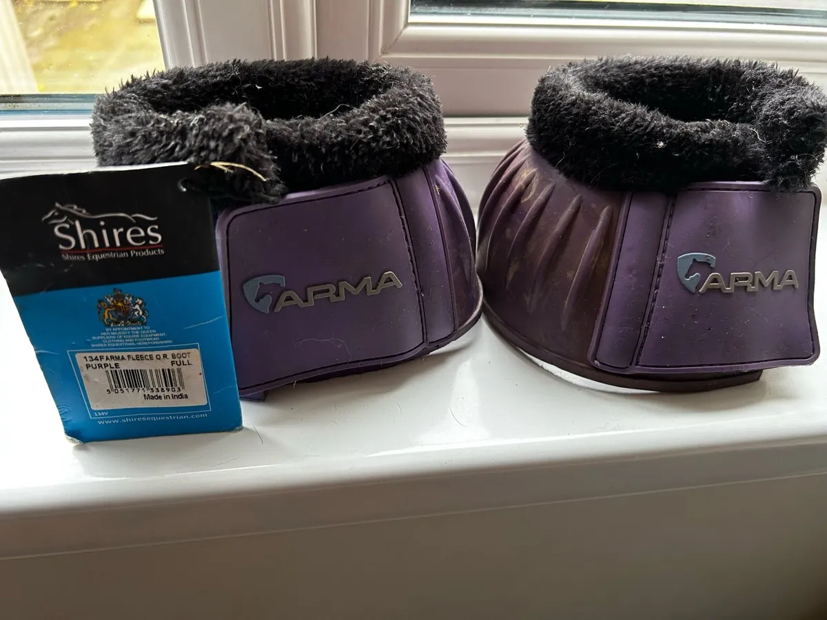Shires arma over reach boots - Image 2