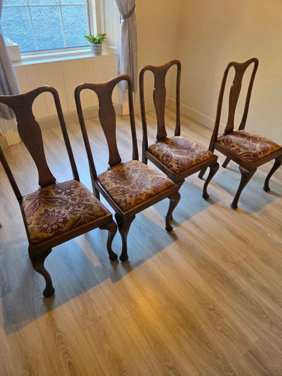 4 Dining chairs - Image 1