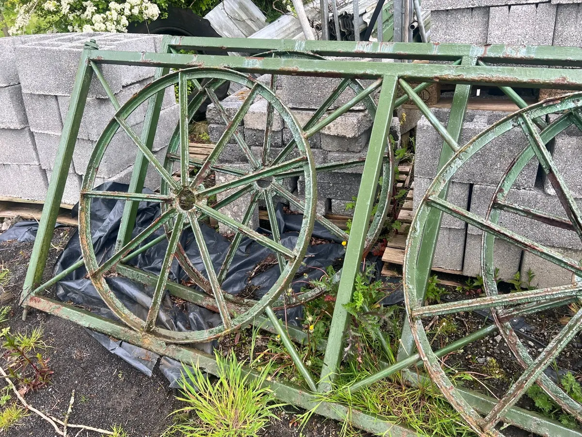 Steel Garden Cartwheel  Gates - Image 2