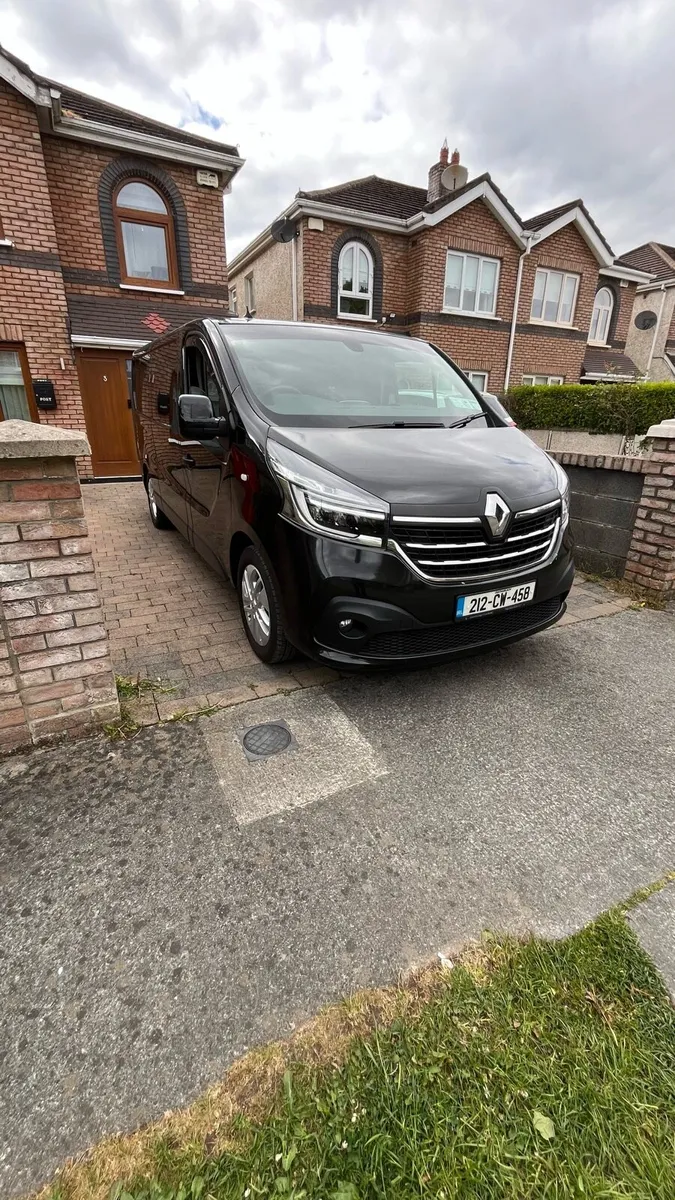 Renault Trafic 2.0 170hp Automatic - Image 1