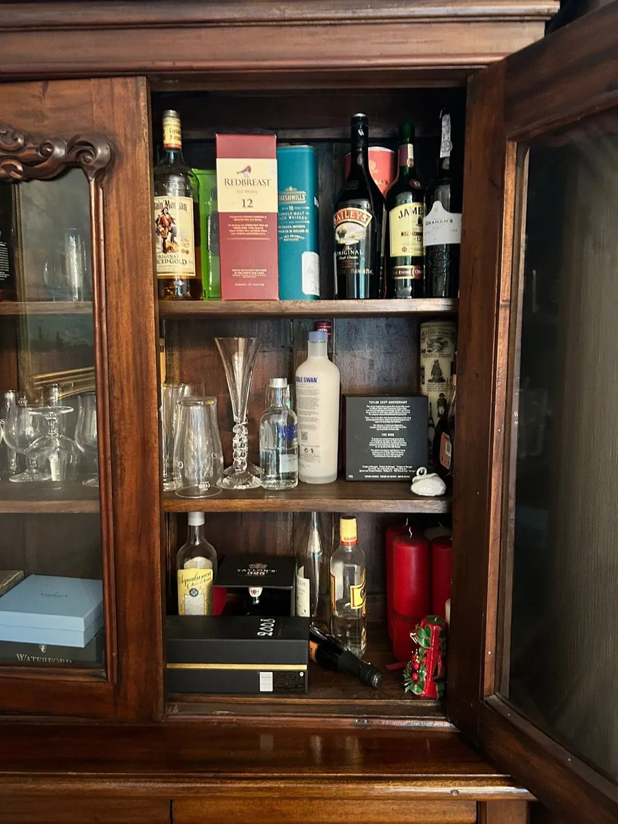 Glass Cabinet - Image 3