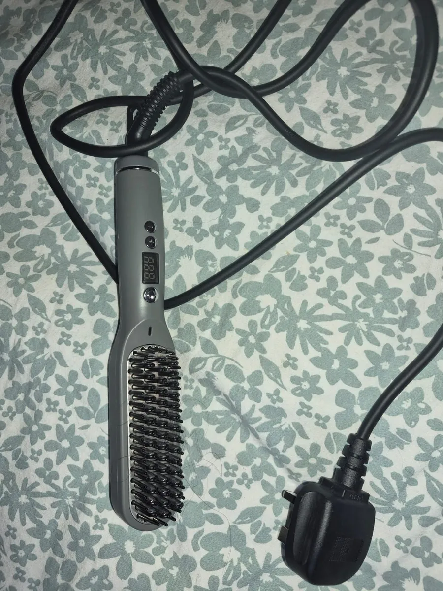 Hair straightening brush - Image 1