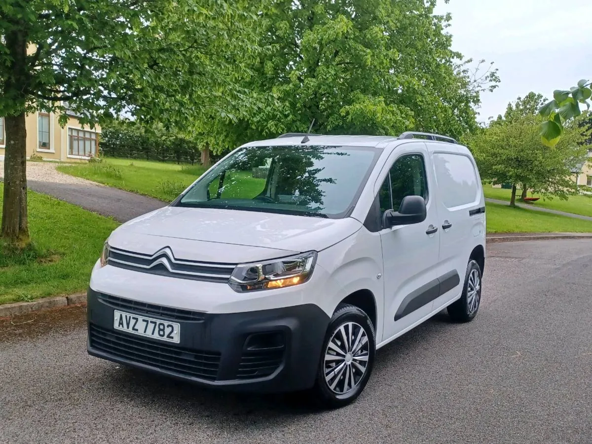 2023 Citroën berlingo 1000 EN-PRISE ED BHDI - Image 1