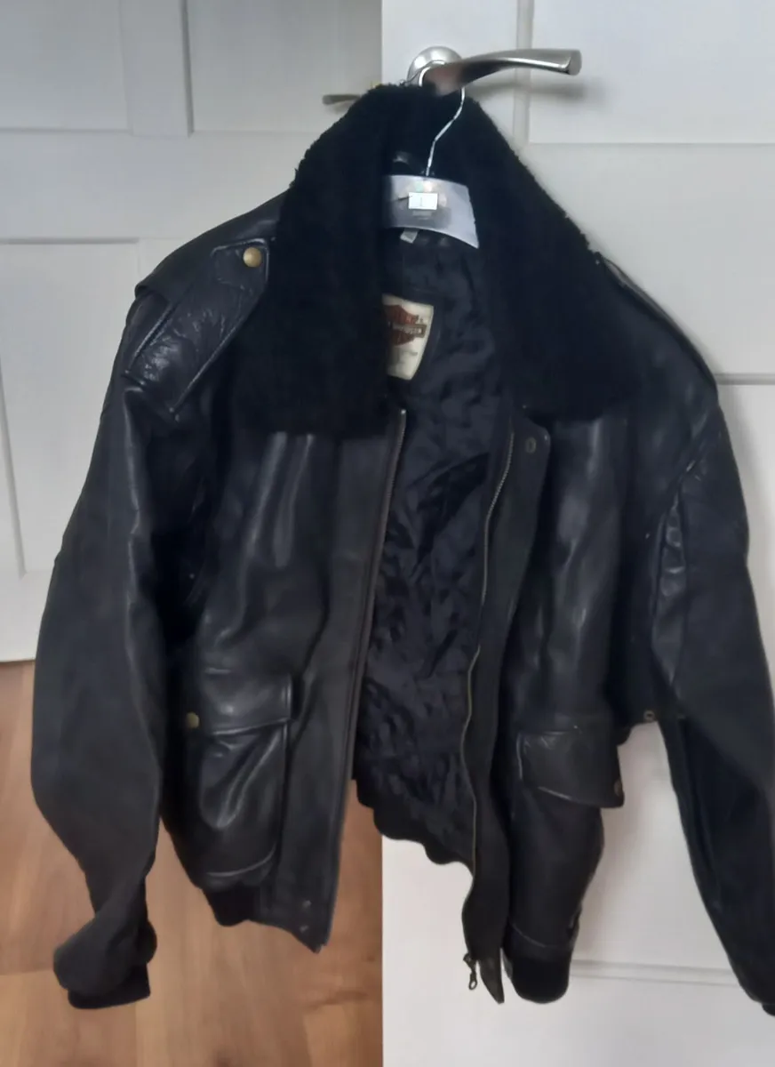 Rare Find Harley Davidson Leather Bomber Jacket - Image 1