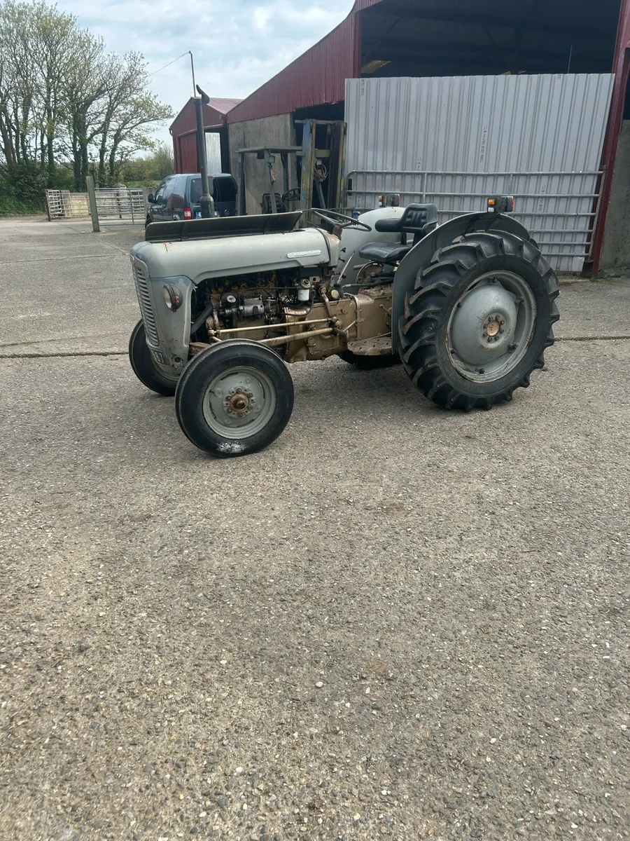 Massey Ferguson fe35 - Image 1
