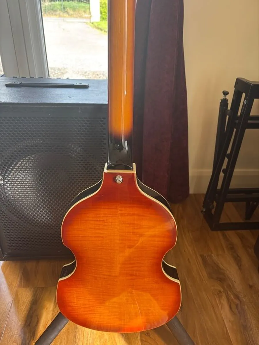 Epiphone Viola Bass + TC Electronics Combo - Image 4