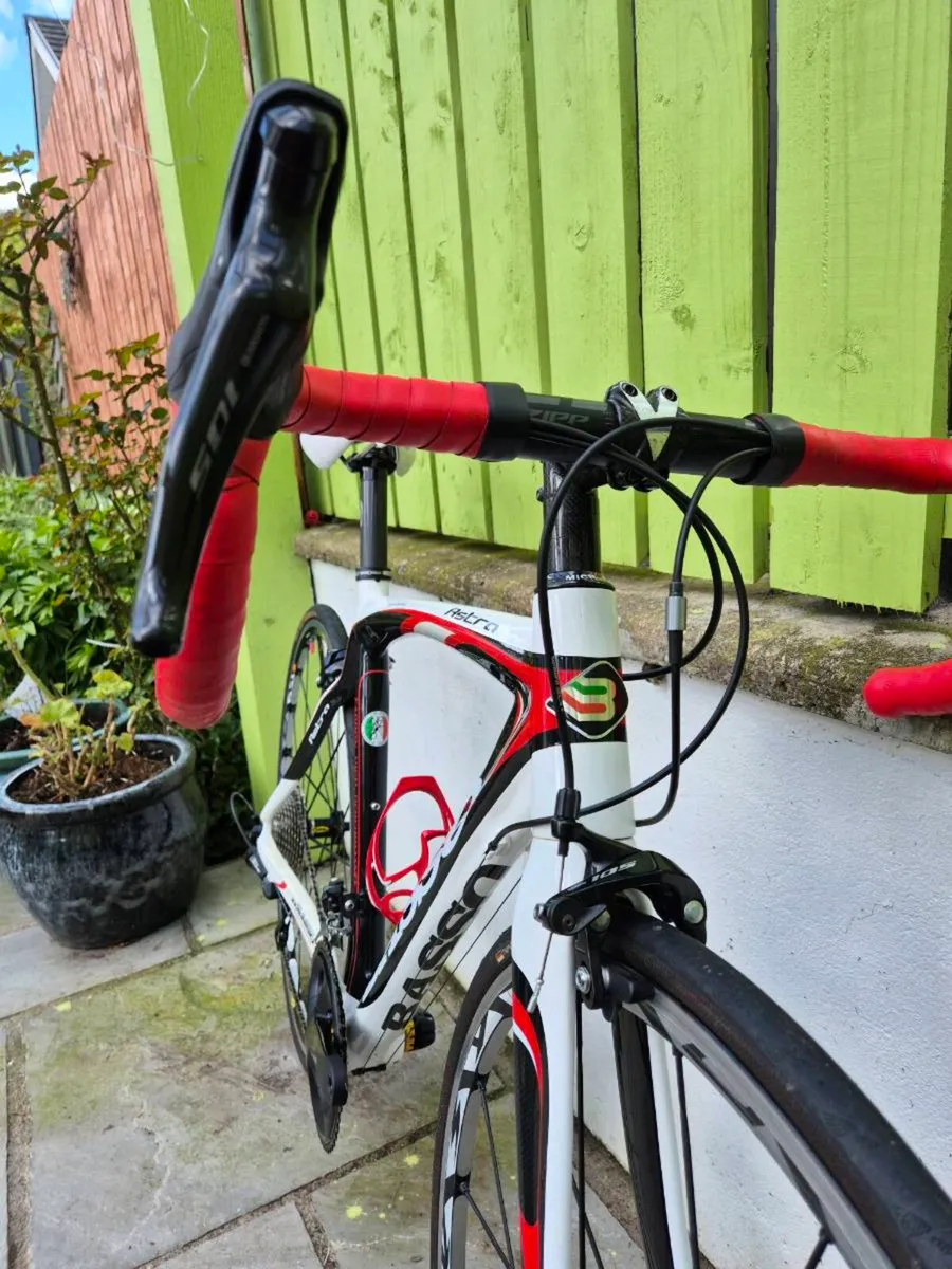 Basso Astra - Image 4