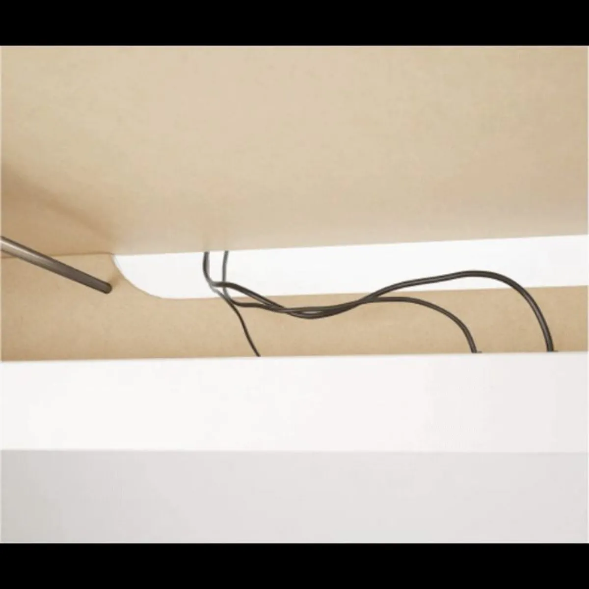 Office desk - Image 4