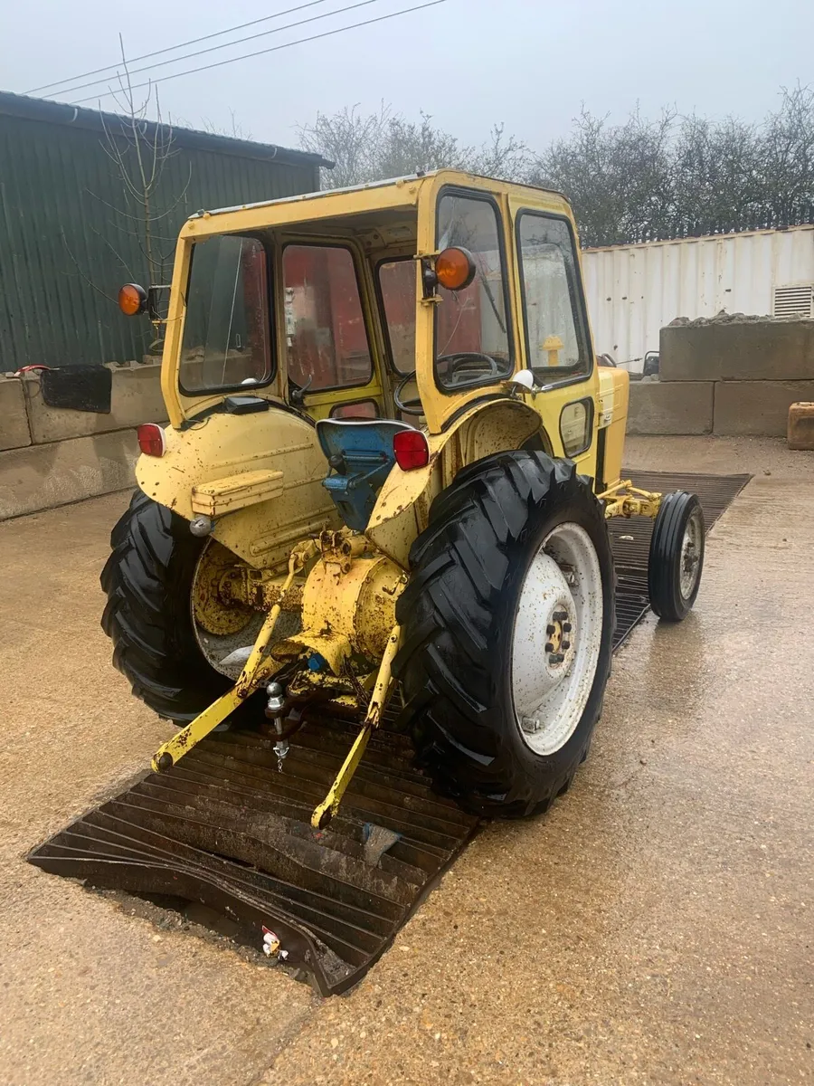 Ford 3000 Tractor - Image 4