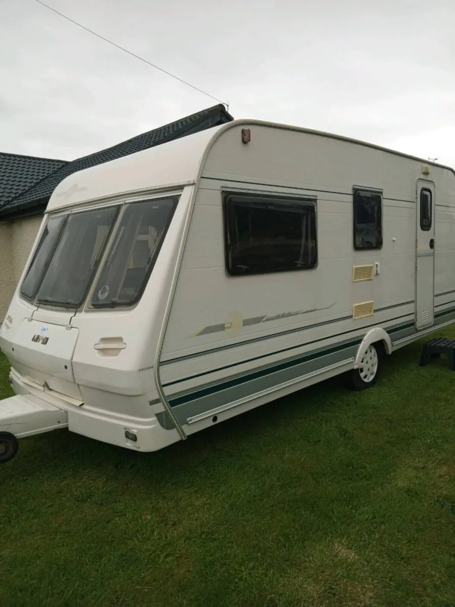 Caravan - Image 1
