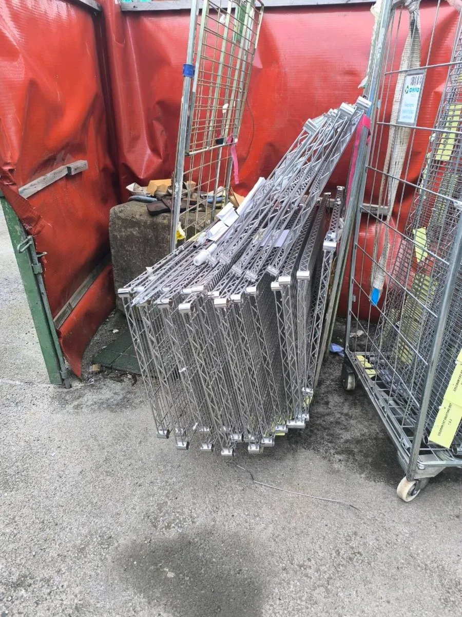 Steel shelves steel cages - Image 3