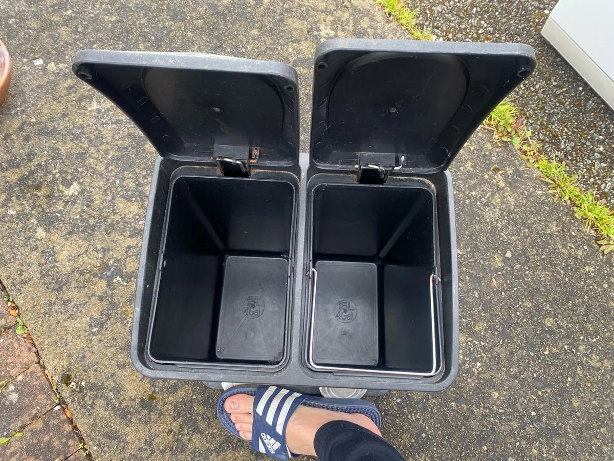 Double Recycling Pedal Bin / Kitchen Bin - Image 4