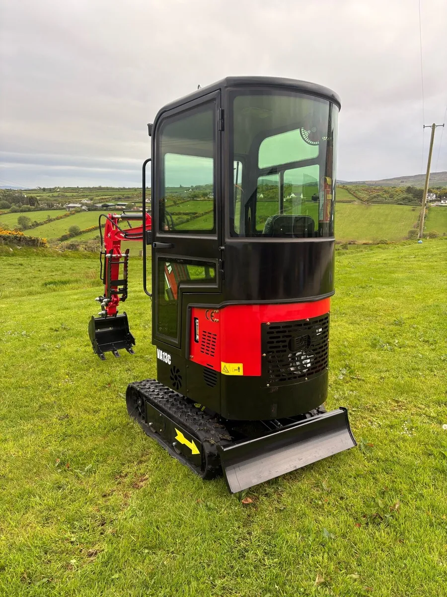 1.3 miva digger with cab NO VAT - Image 4