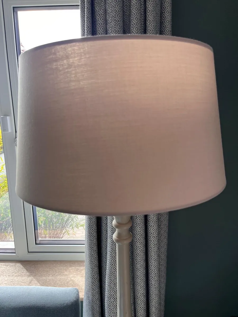 Off-white Floor lamp - Image 4