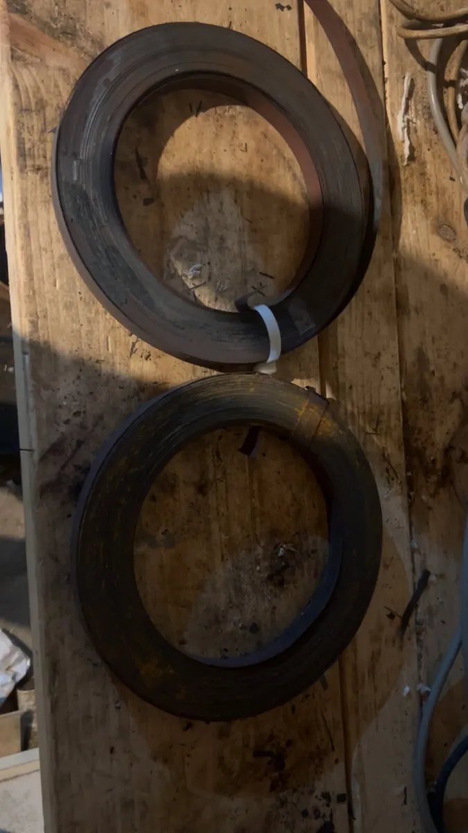 Hurl banding - Image 1