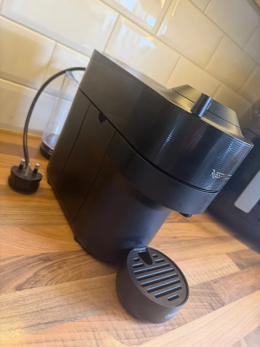 Nespresso coffee machine - Image 2