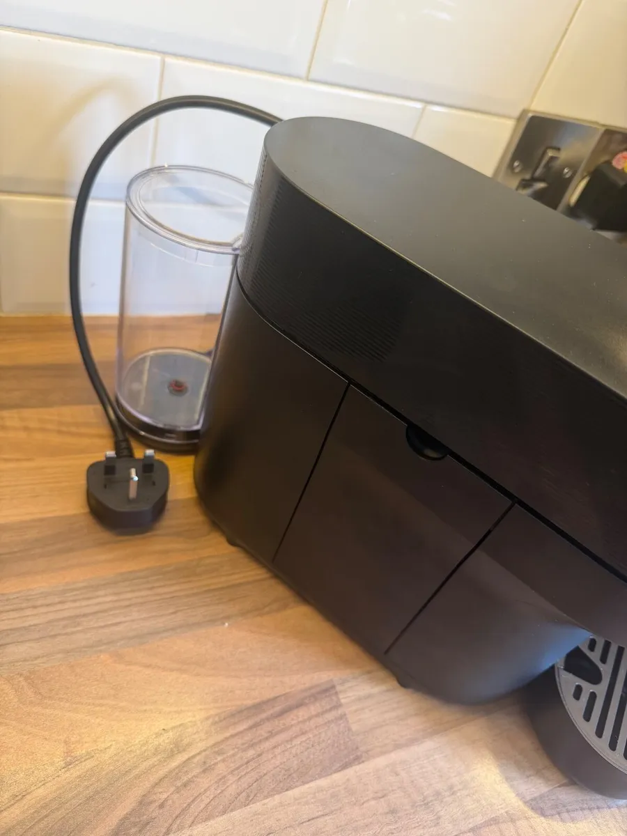Nespresso coffee machine - Image 4