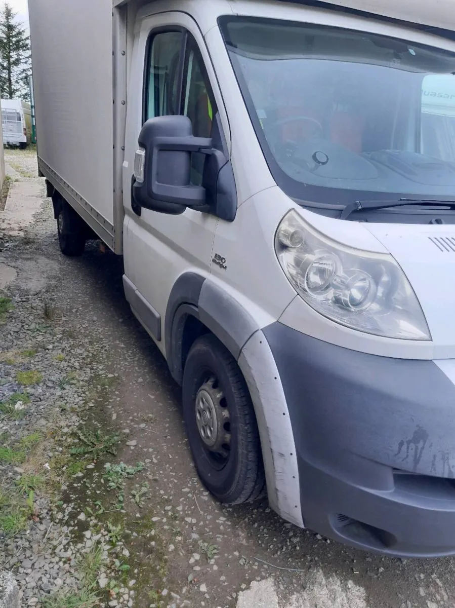 Luton box van - Image 2