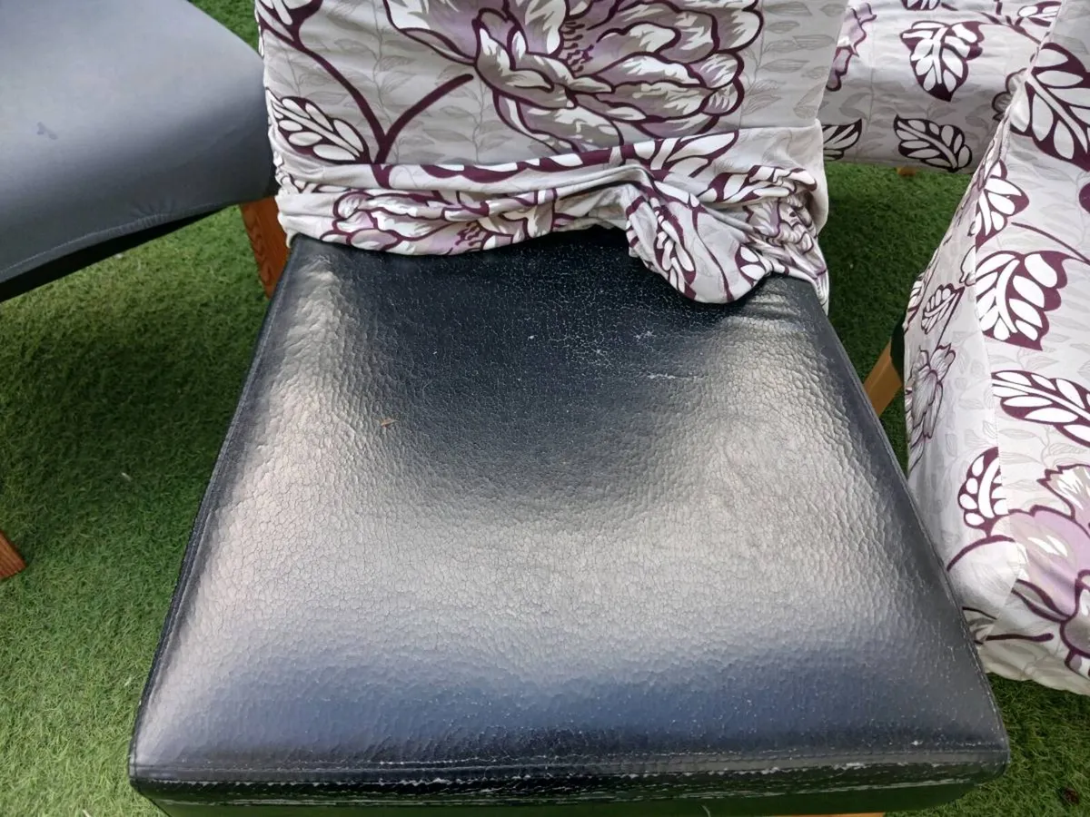 Kitchen chairs - Image 2