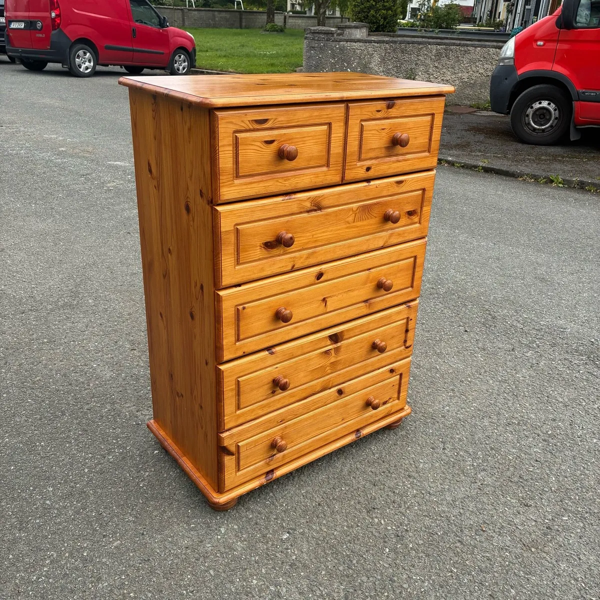 Solid pine chest of Drawers - Image 2