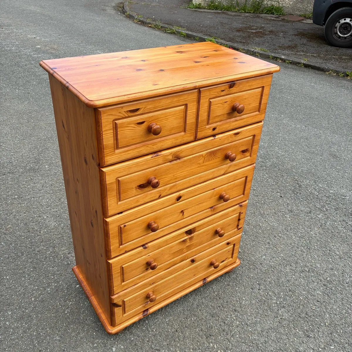 Solid pine chest of Drawers - Image 3