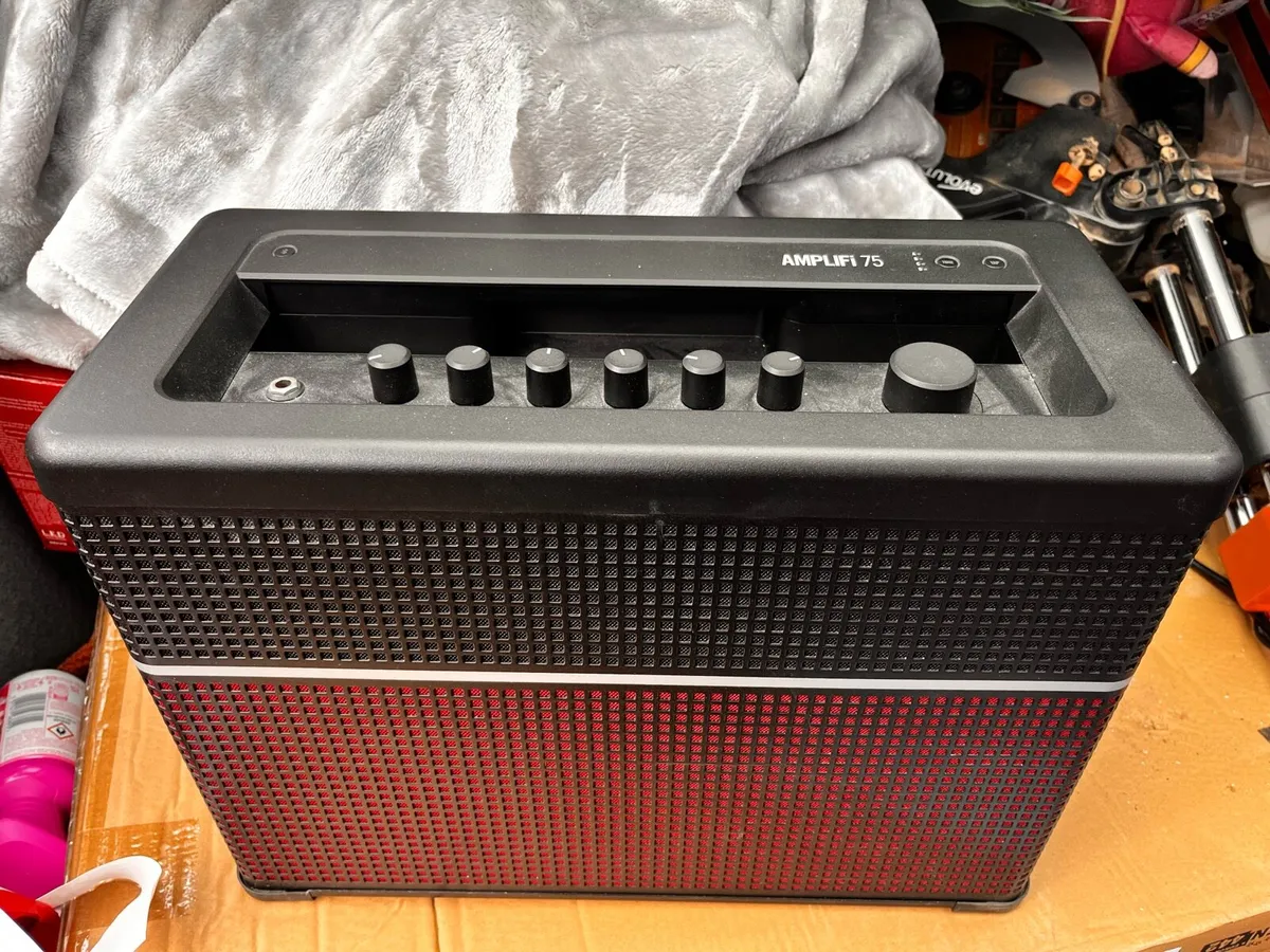 Guitar amplifier - Image 2