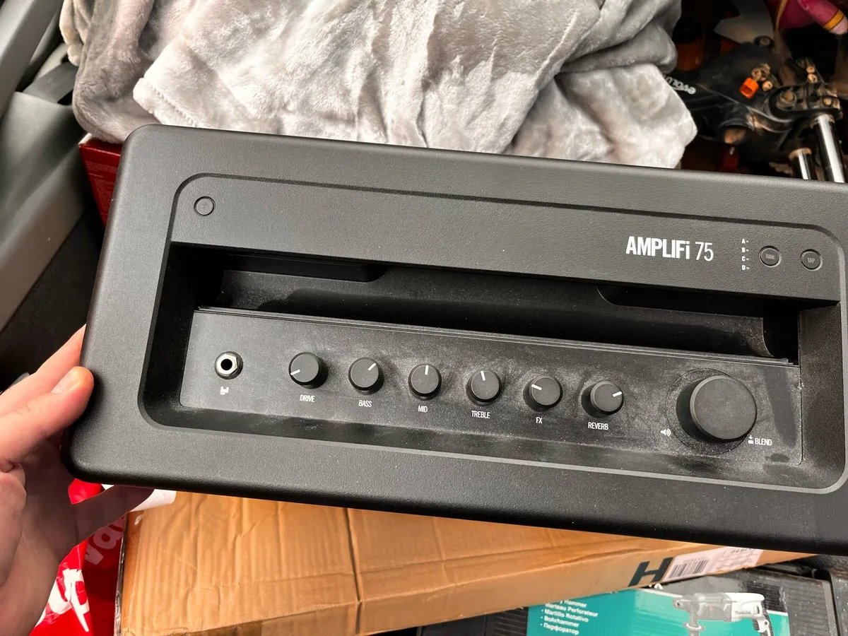 Guitar amplifier - Image 4