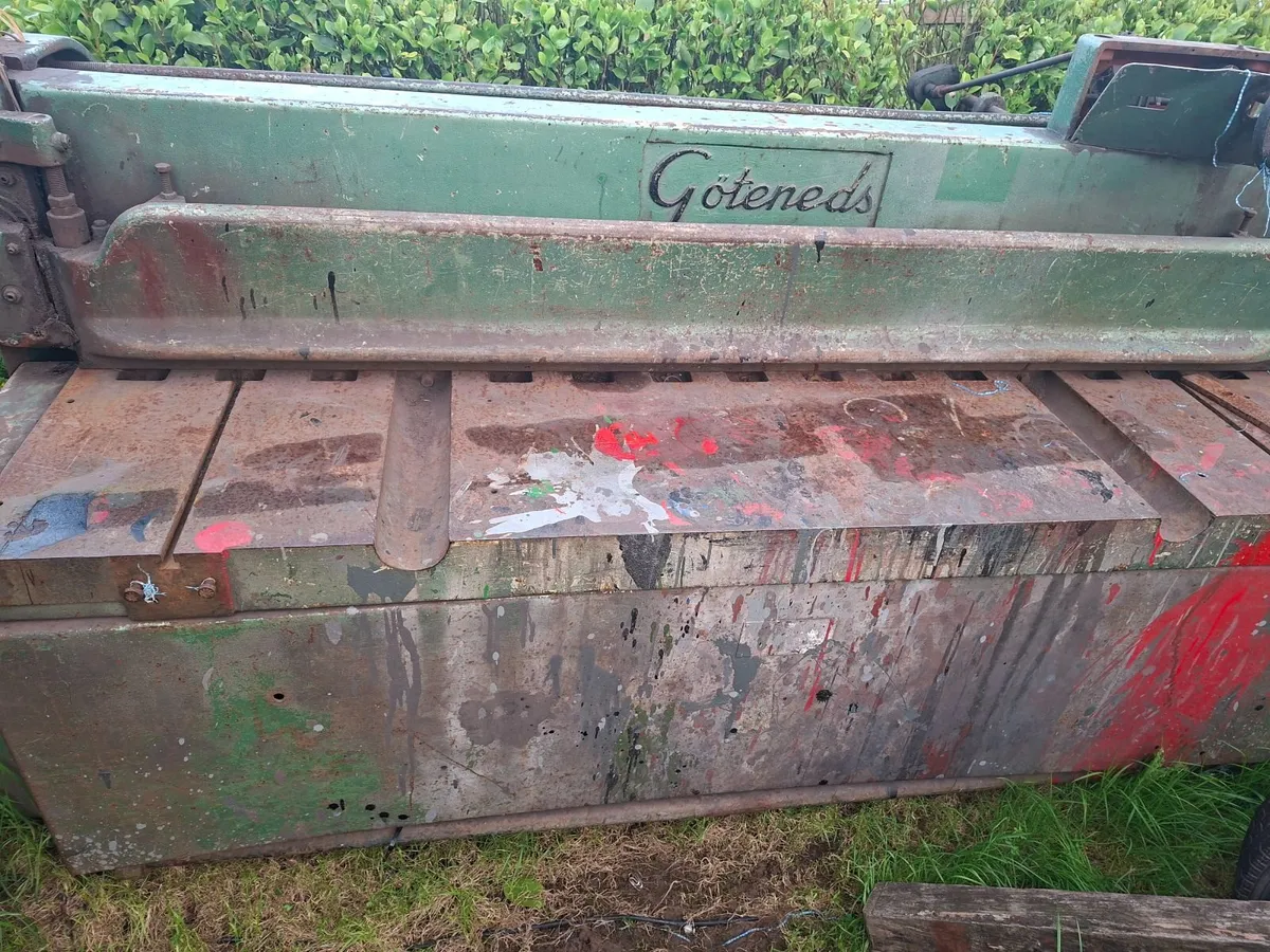 2m guillotine - Image 3