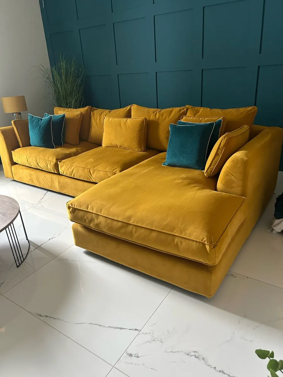 Sofa - Image 4