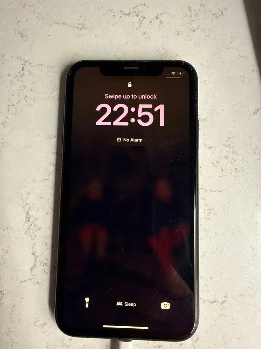 iPhone XR 256GB (good condition) - Image 2