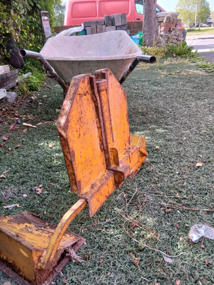 Trailer wheel clamp - Image 3