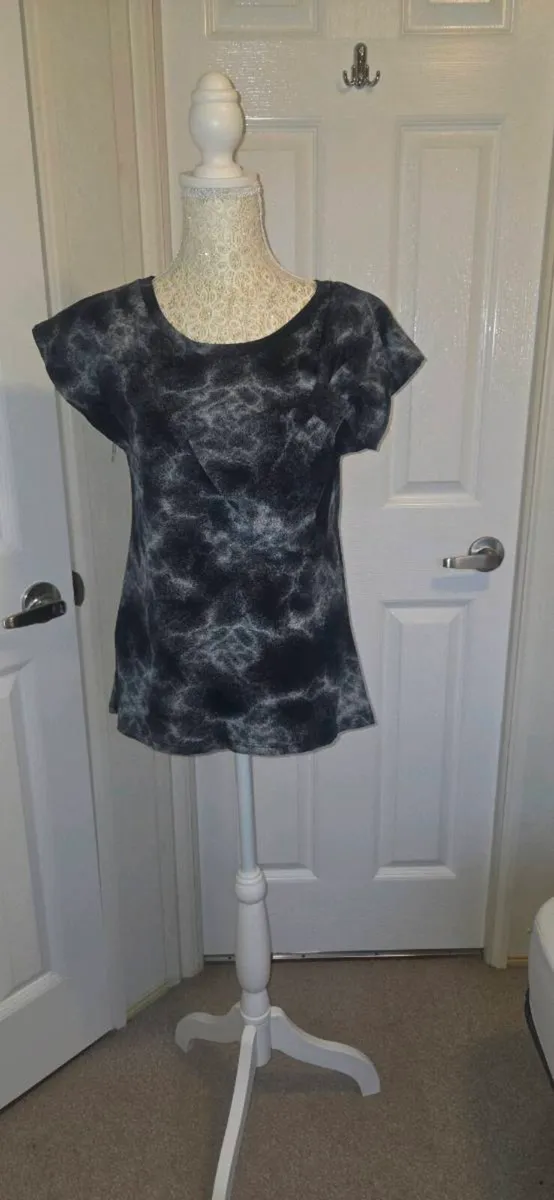 Made in Italy Black Grey Marble Print Stretch Top - Image 1
