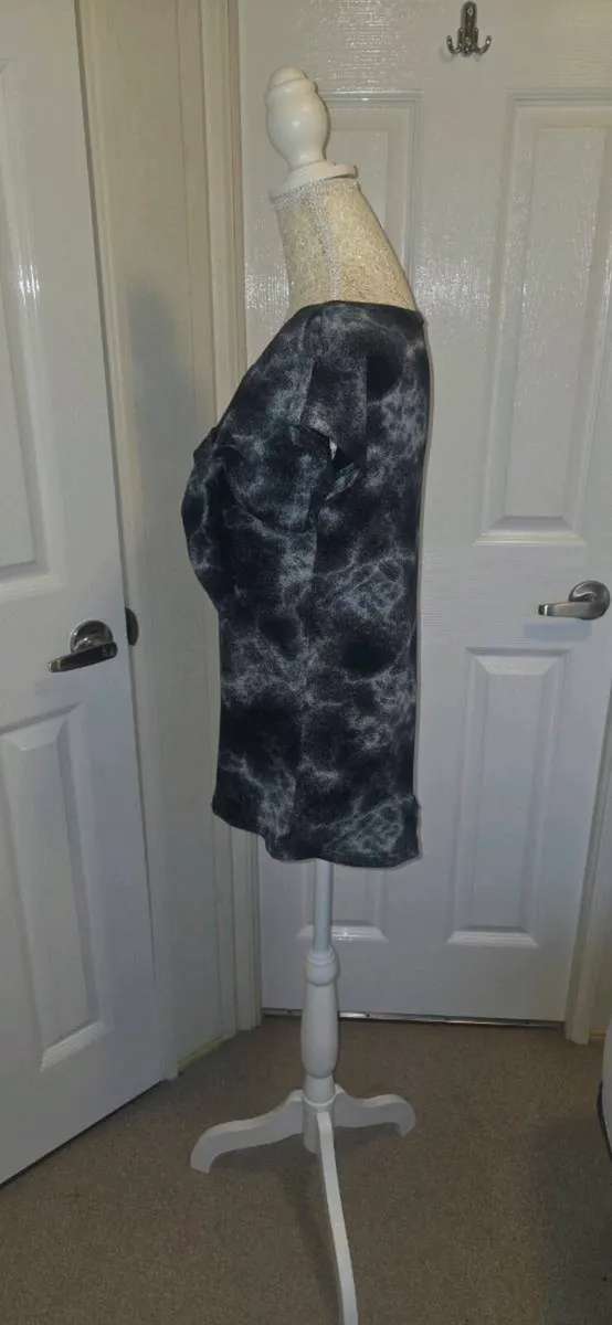 Made in Italy Black Grey Marble Print Stretch Top - Image 3