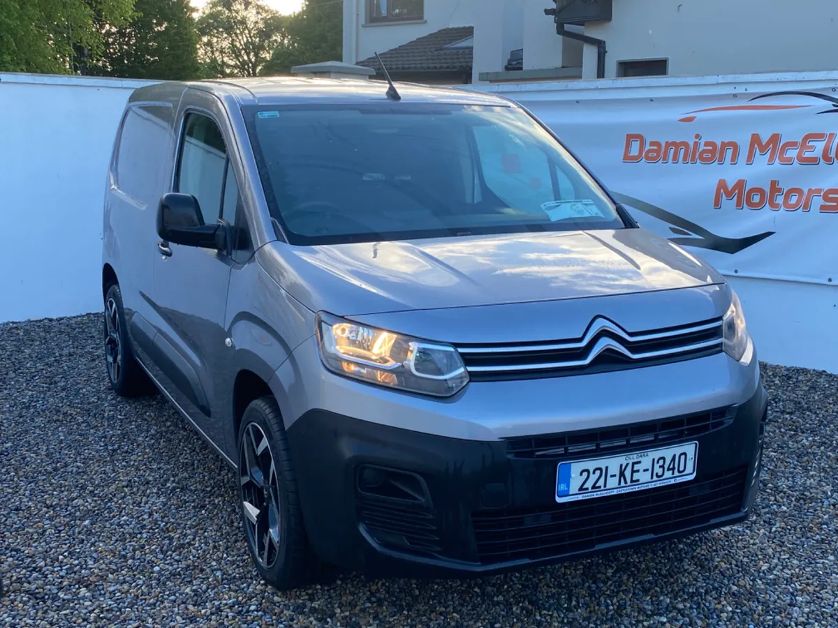 2022 Citroen Berlingo  3 Seater - Image 3