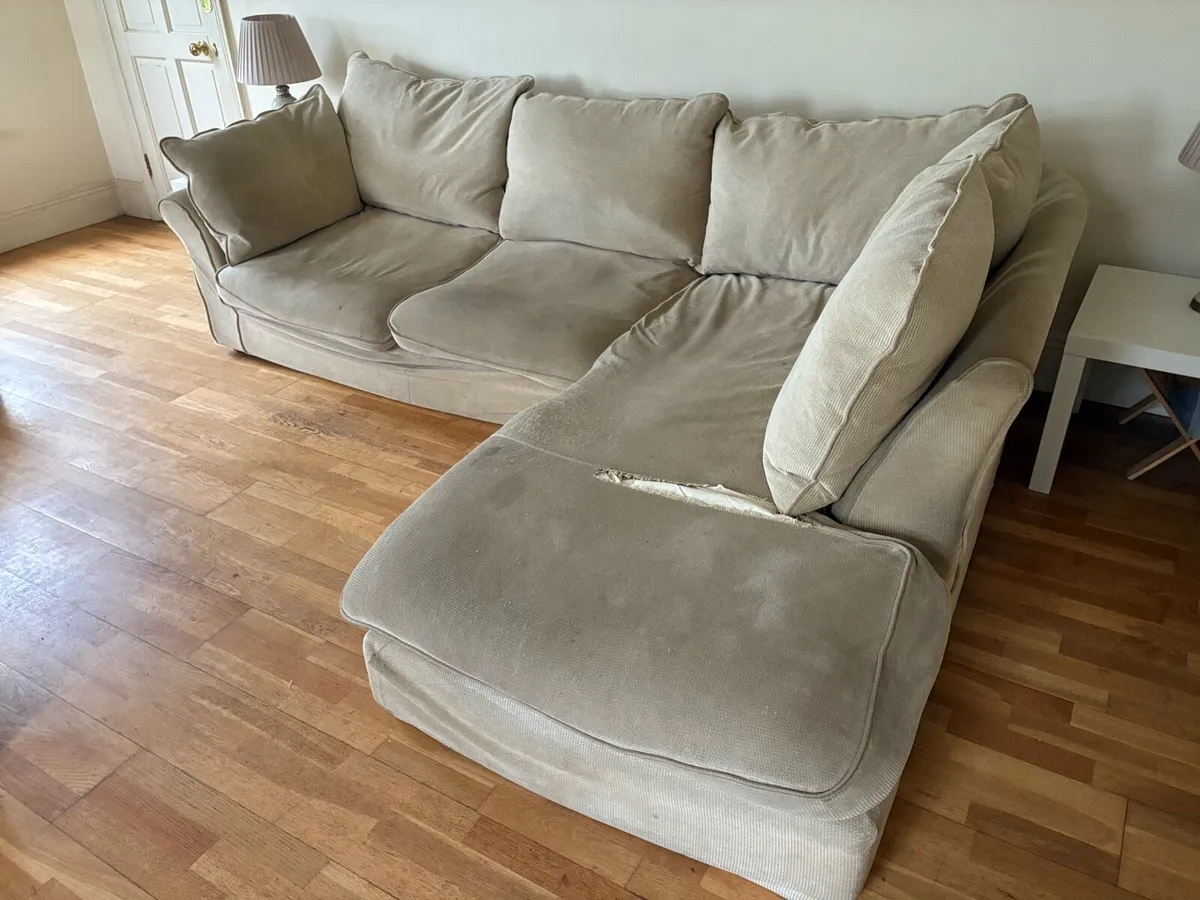 L shape couch - Image 1